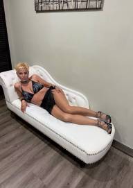 Melina, Melina strapon bdsm